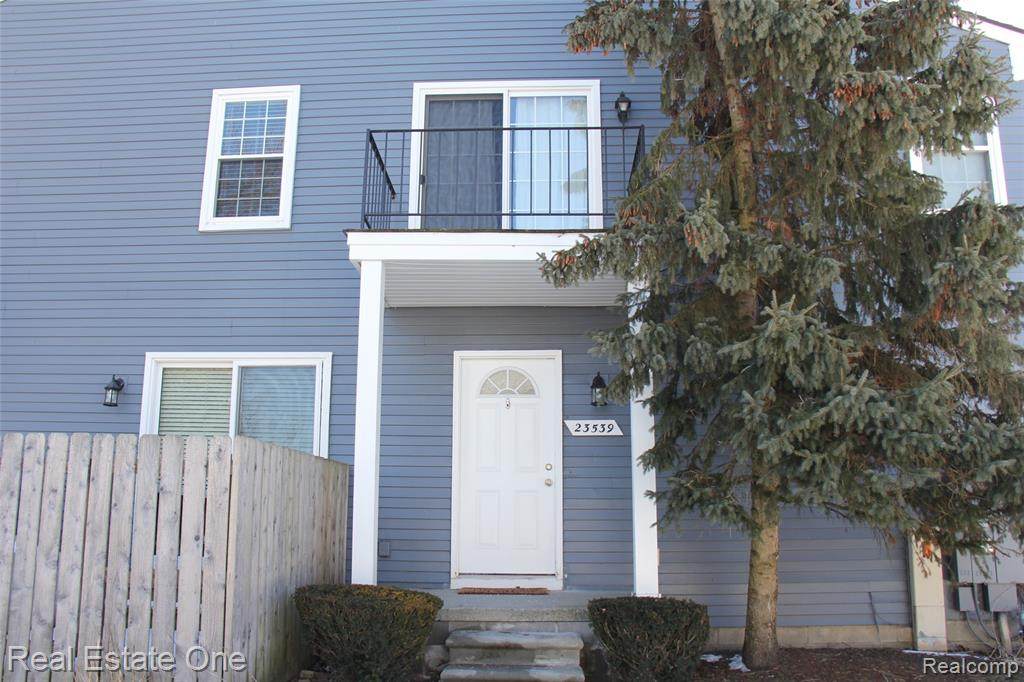 23539 Rockledge - Photo 1