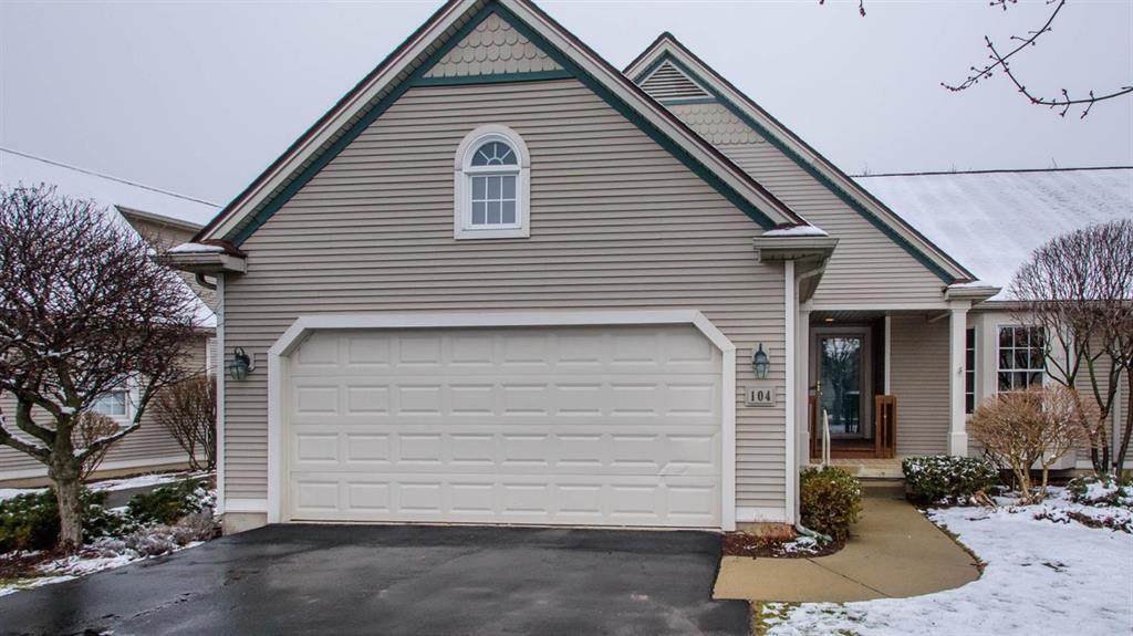 104 Willow Court - Photo 1