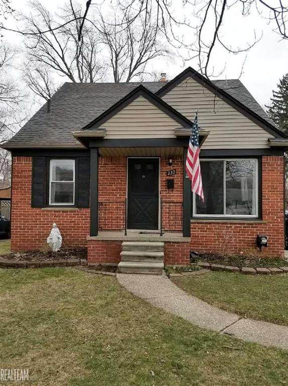 233 Pare - Photo 1