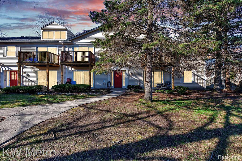 904 Chestnut Hill Dr Apt F - Photo 1