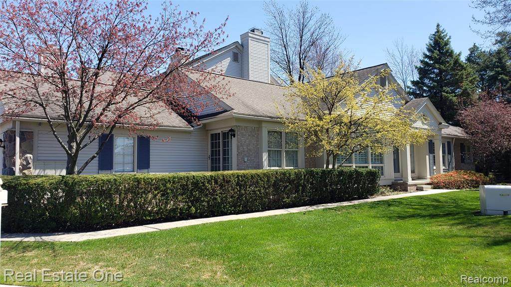 7585 Danbury Circle - Photo 1 7585 Danbury Circle - Photo 1