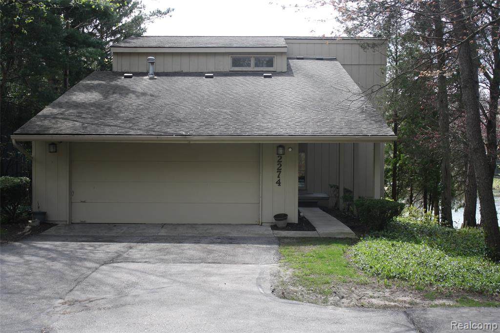 2274 Forest Glen - Photo 1 2274 Forest Glen - Photo 1