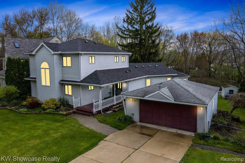 77 Leota Boulevard - Photo 1 77 Leota Boulevard - Photo 1
