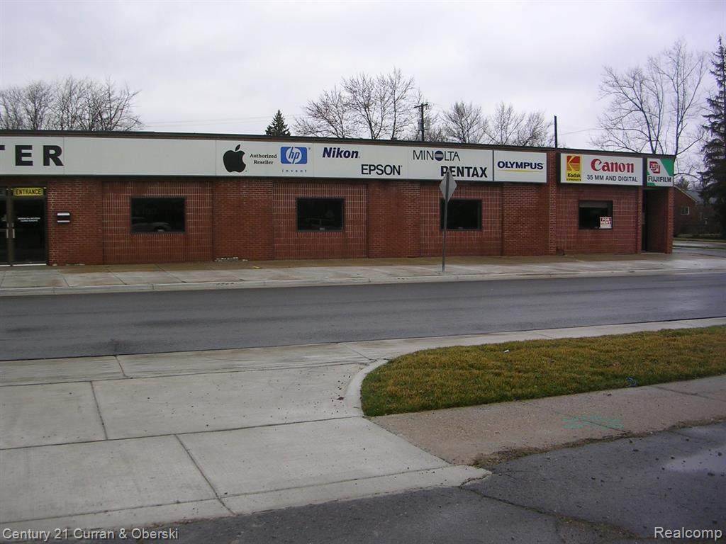 20219 Carlysle - Photo 1
