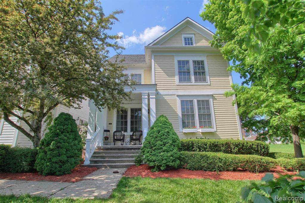 275 Liberty Street - Photo 1