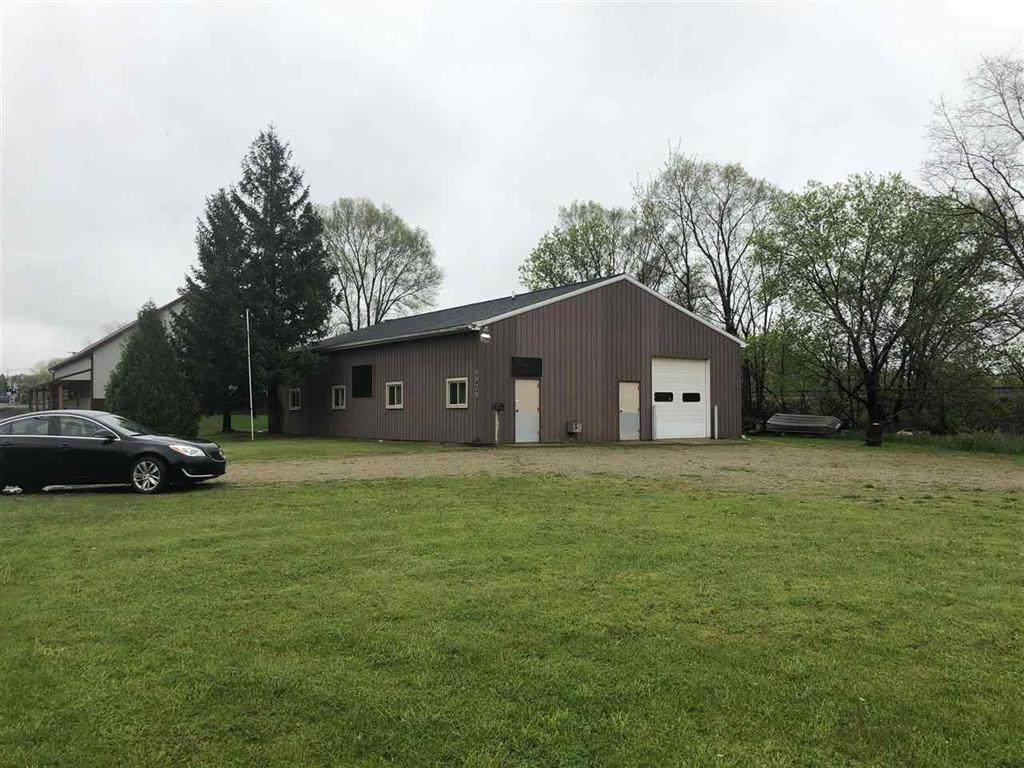 4975 Page Ave - Photo 1