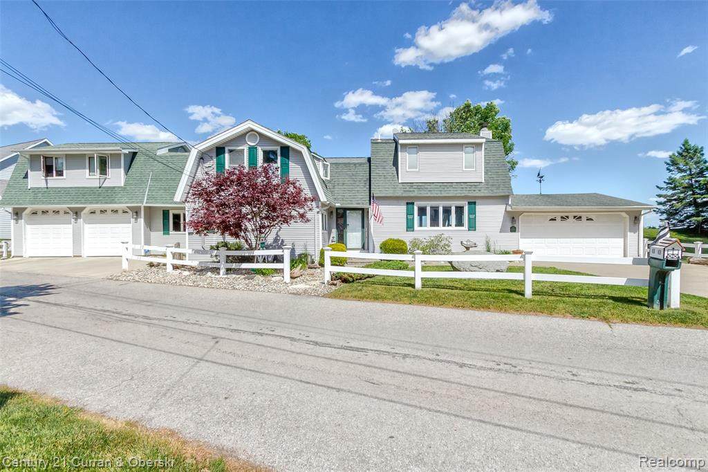 10644 Lakeside Drive - Photo 1