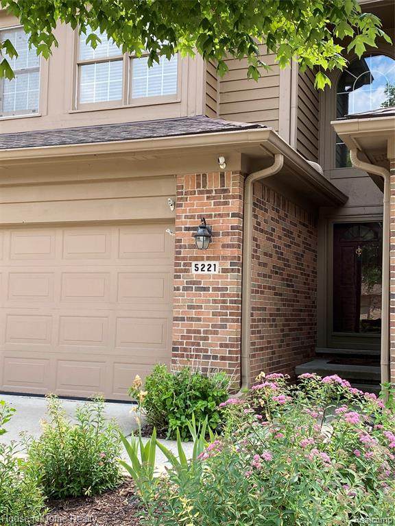 5221 Royal Vale Lane - Photo 1