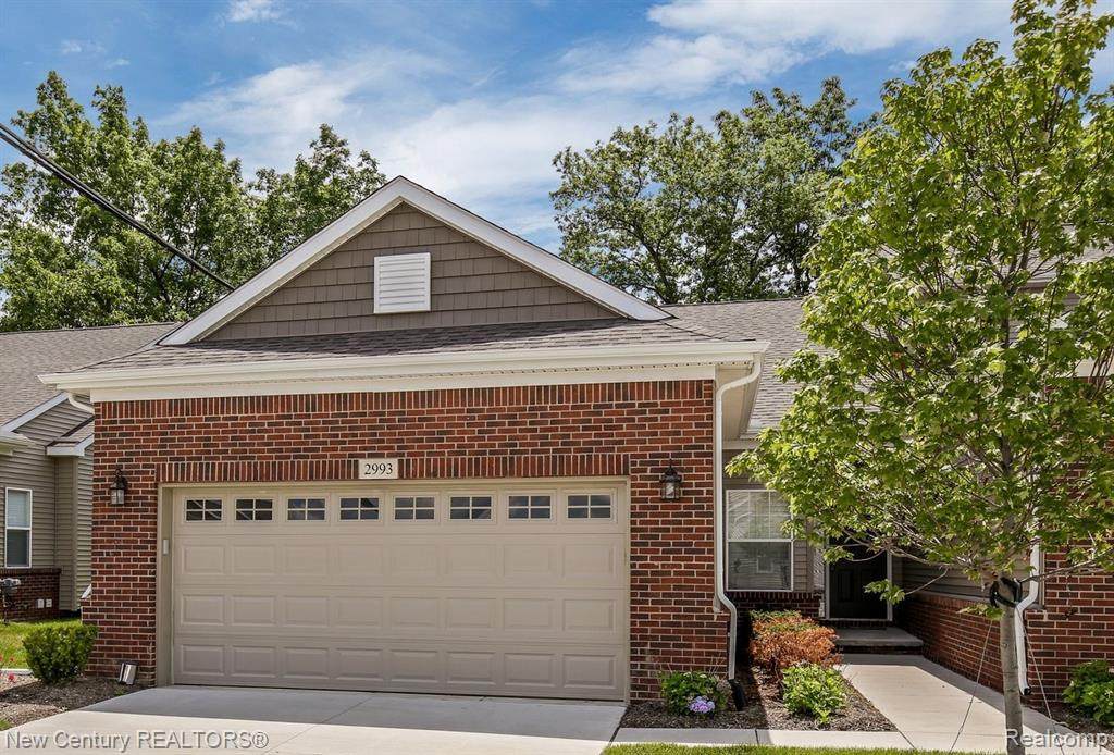 2993 Brentwood Rd - Photo 1