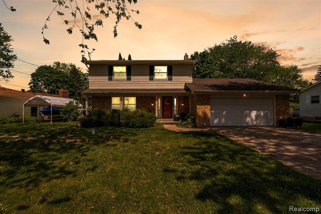 5393 Genesee Road - Photo 1