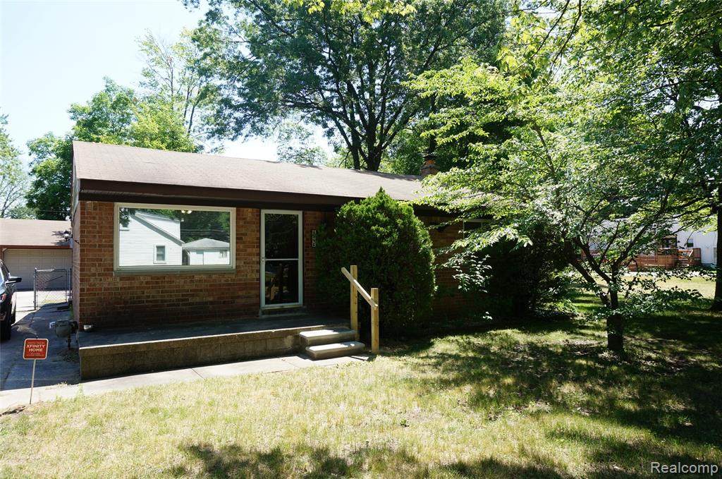 546 N Parent St - Photo 1