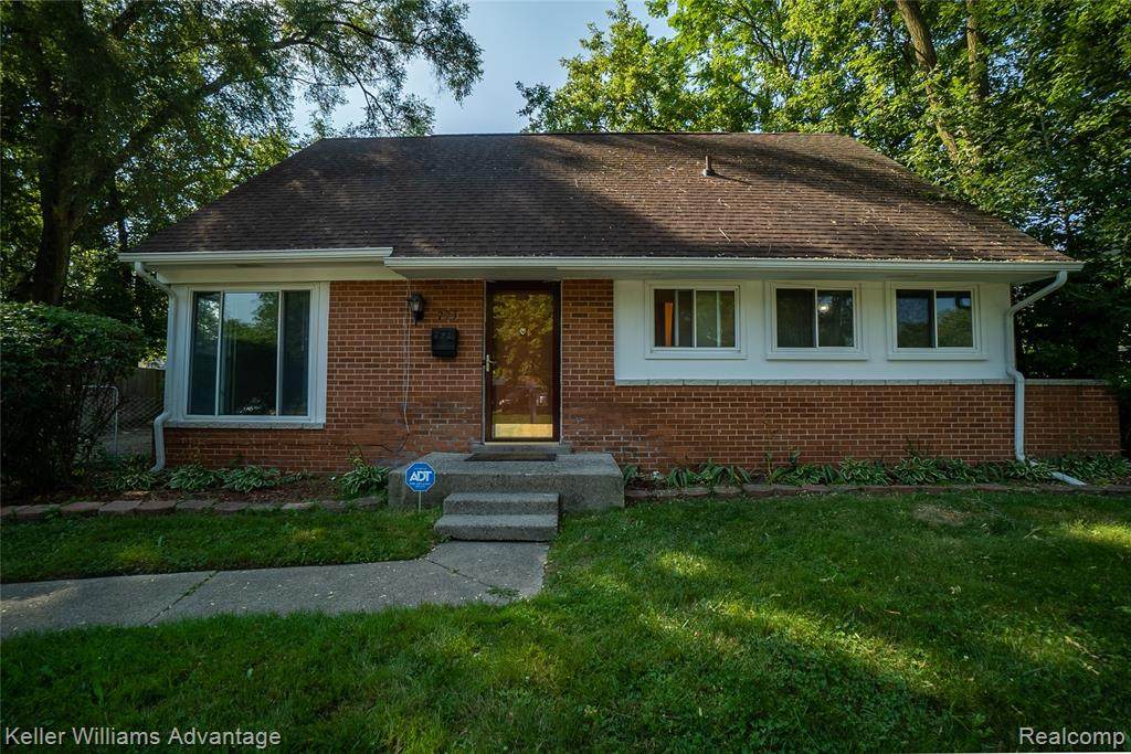 723 Cayuga Street - Photo 1