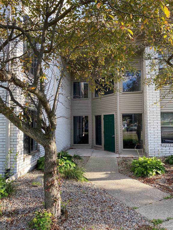 32013 12 MILE RD UNIT 209 - Photo 1