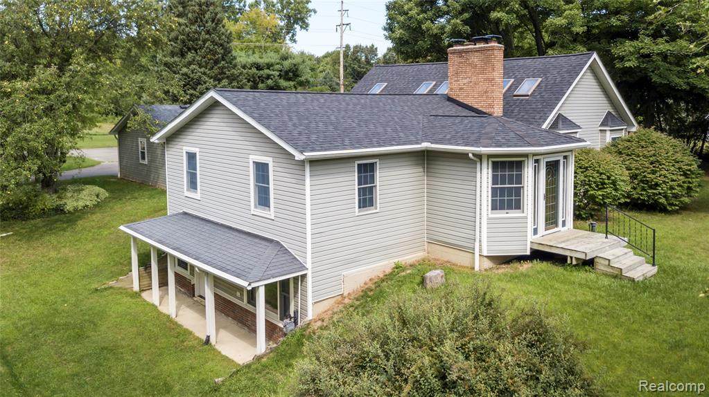 9981 Ortonville Road - Photo 1