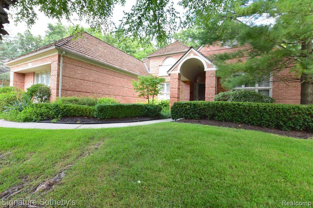 1140 Lone Pine Woods Drive - Photo 1