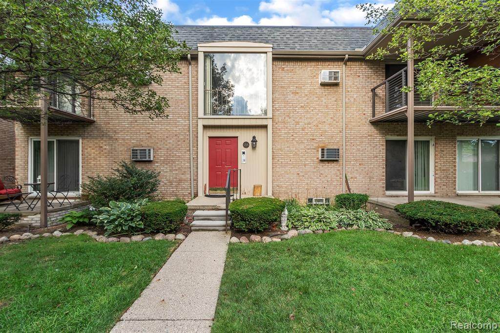 1725 14 MILE Road - Photo 1