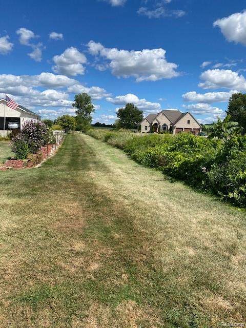000 Seymour Road - Photo 1