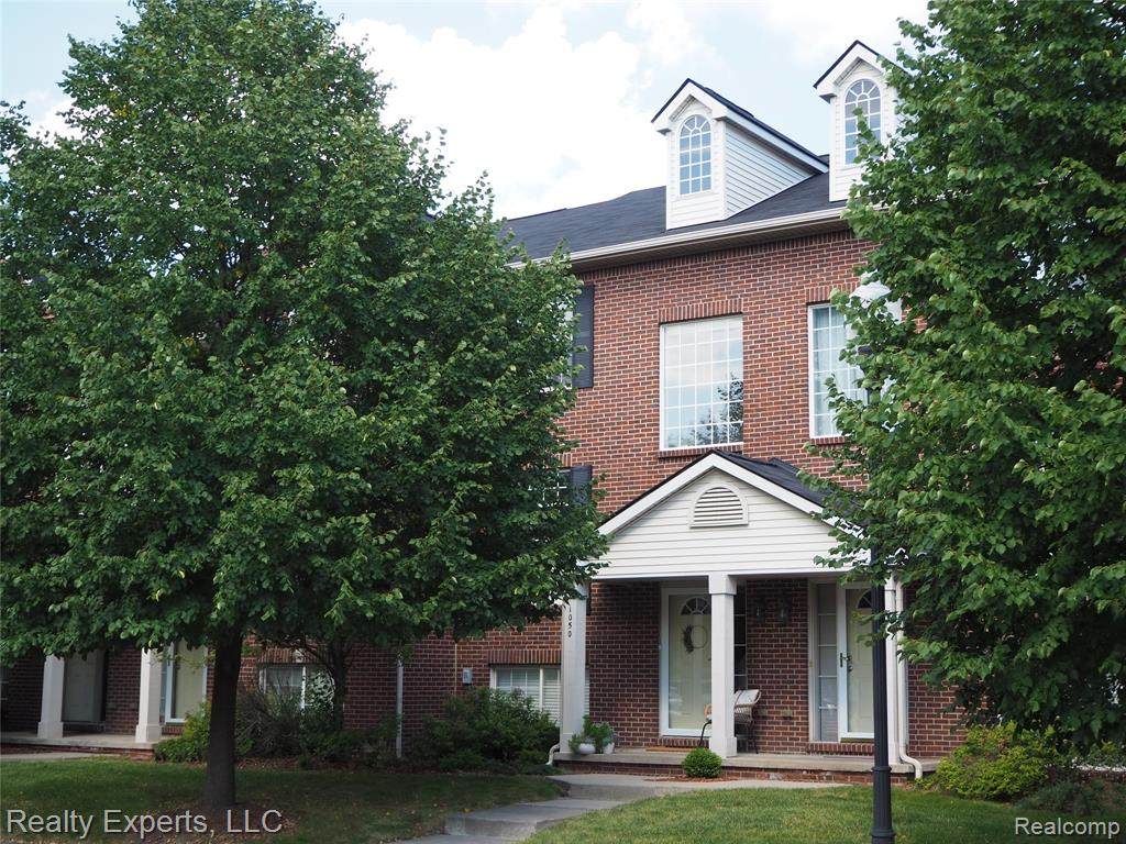 1050 18TH Street - Photo 1