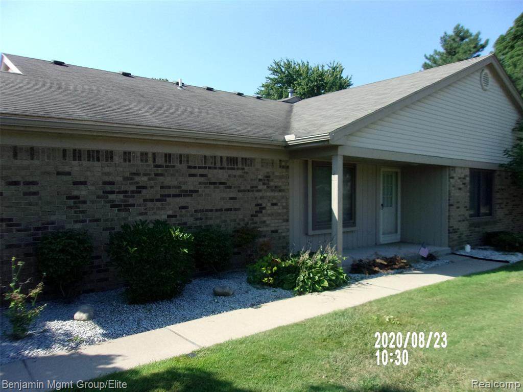 32927 Harmon Court - Photo 1