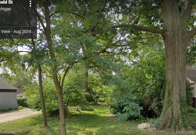 829 Marshfield Street - Photo 1