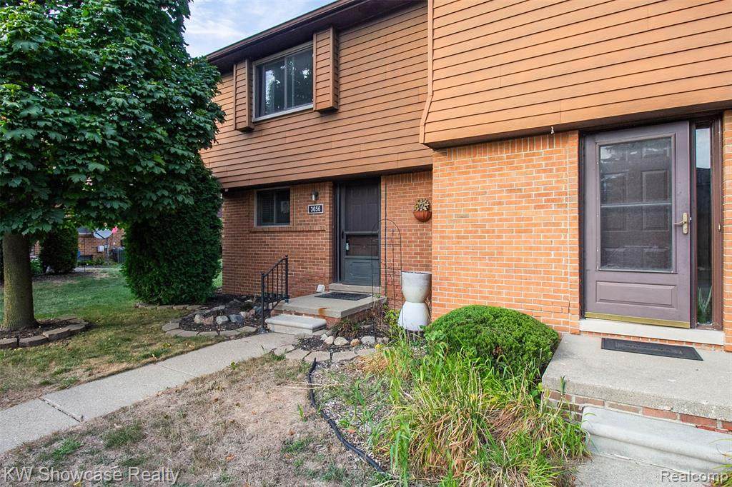 3656 Old Creek Road - Photo 1