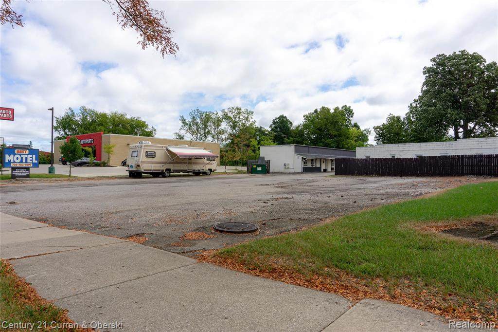 27527 Telegraph Road - Photo 1