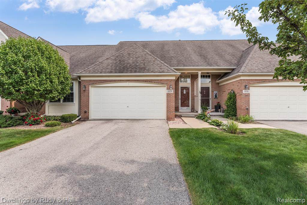 5529 Greenway Dr # 90 - Photo 1