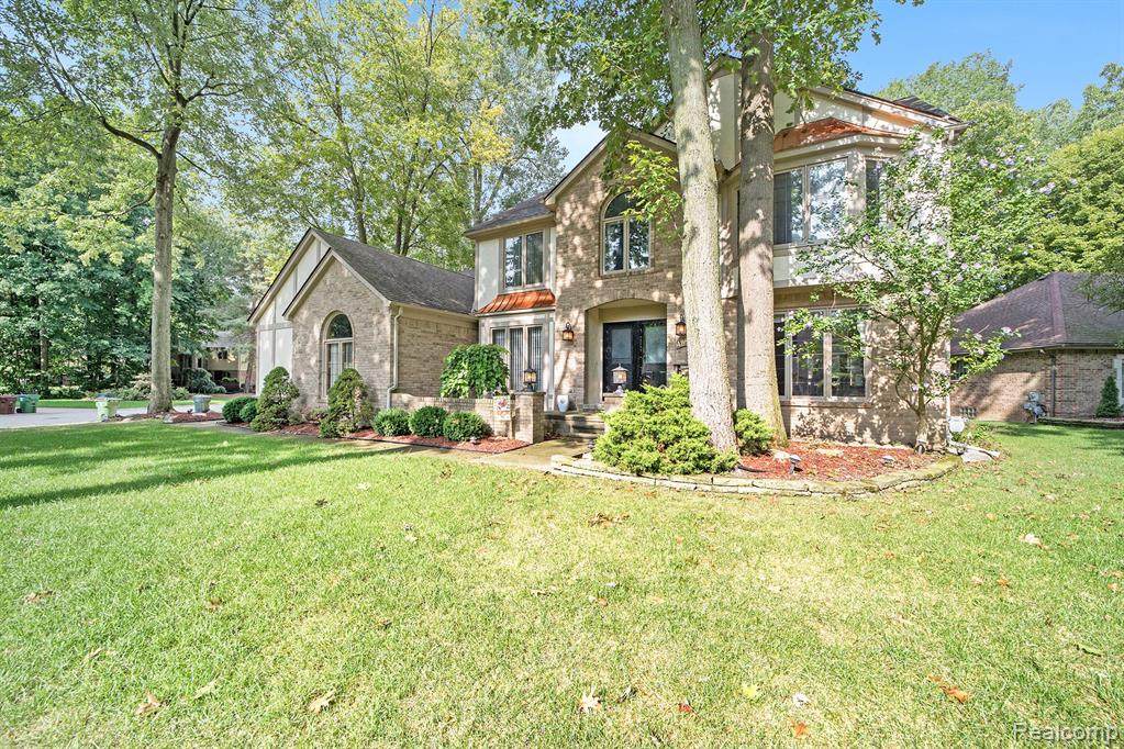 48597 Golden Oaks Lane - Photo 1