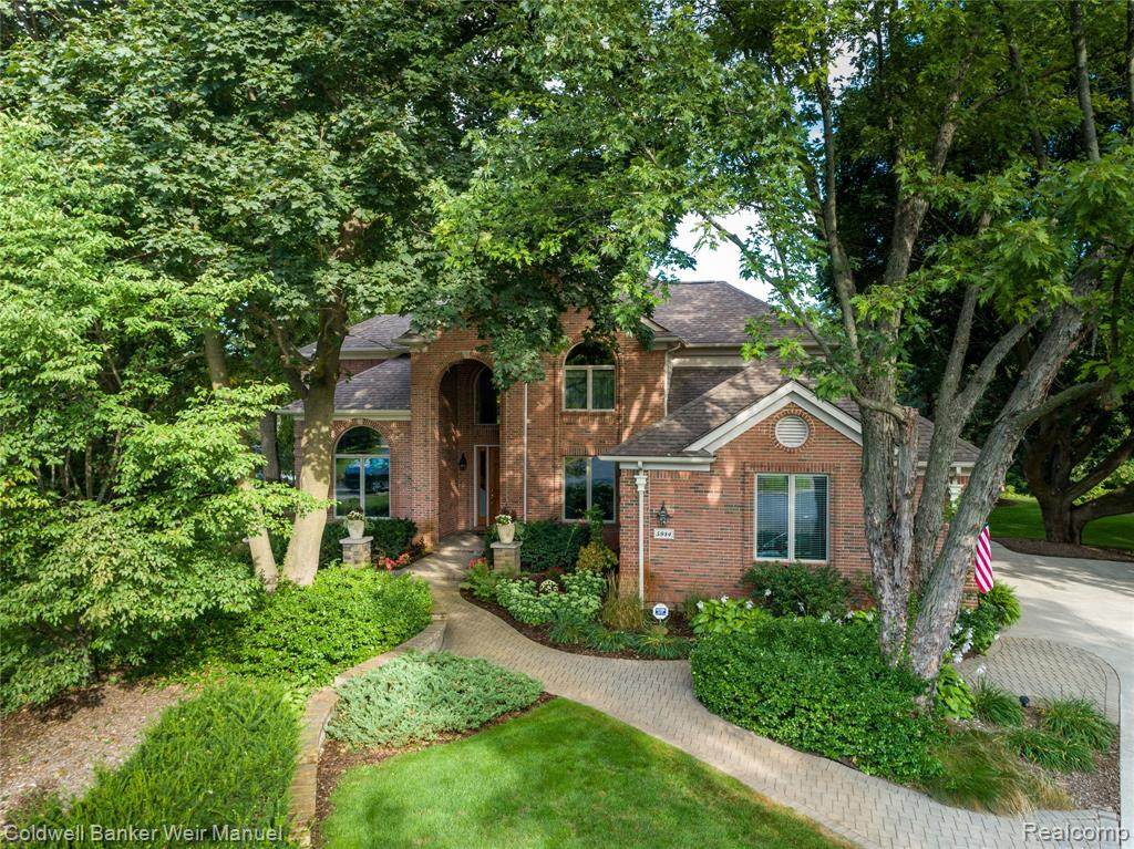 5984 Blackberry Ln Lane - Photo 1