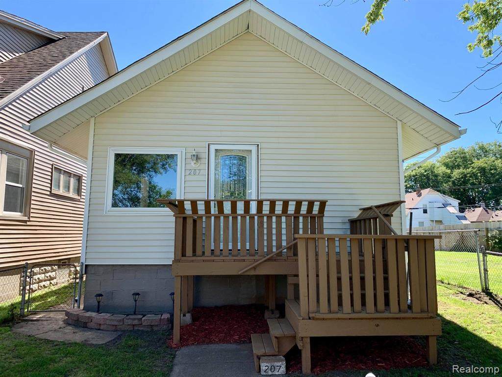 207 Fairmont Street - Photo 1