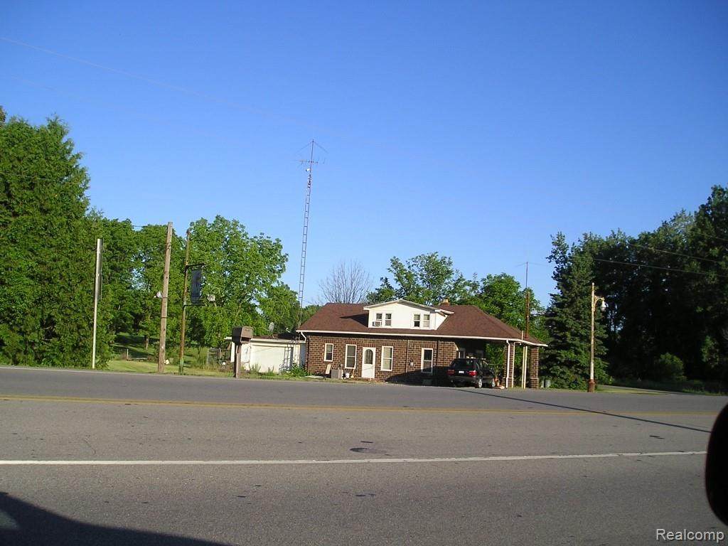 977 Van Dyke Road - Photo 1
