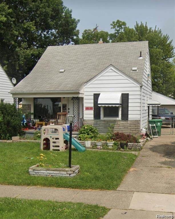 22812 Roxana Avenue - Photo 1