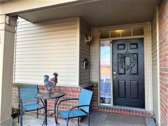 47480 Pembroke Drive - Photo 1