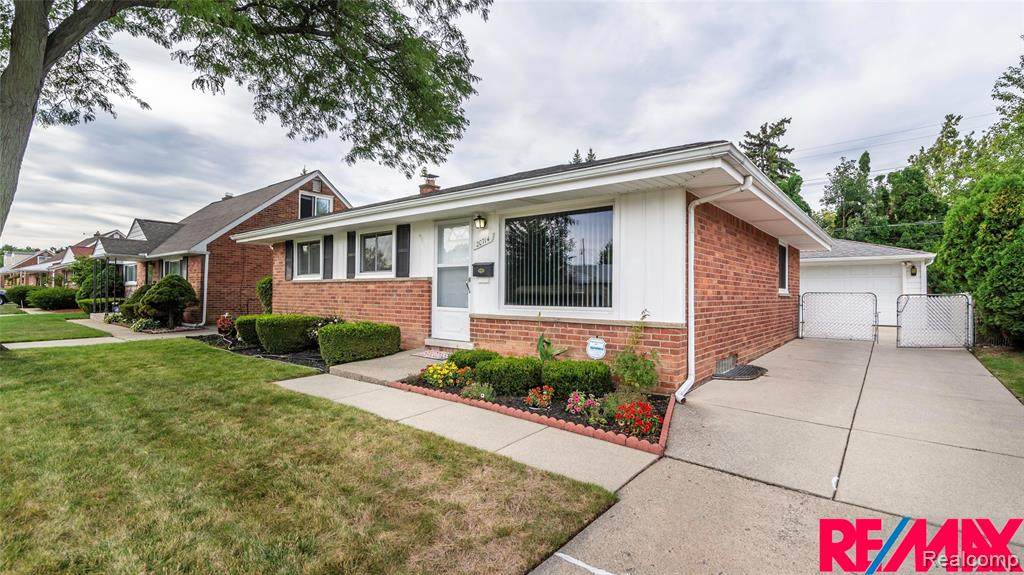 20714 Brooklawn Drive - Photo 1