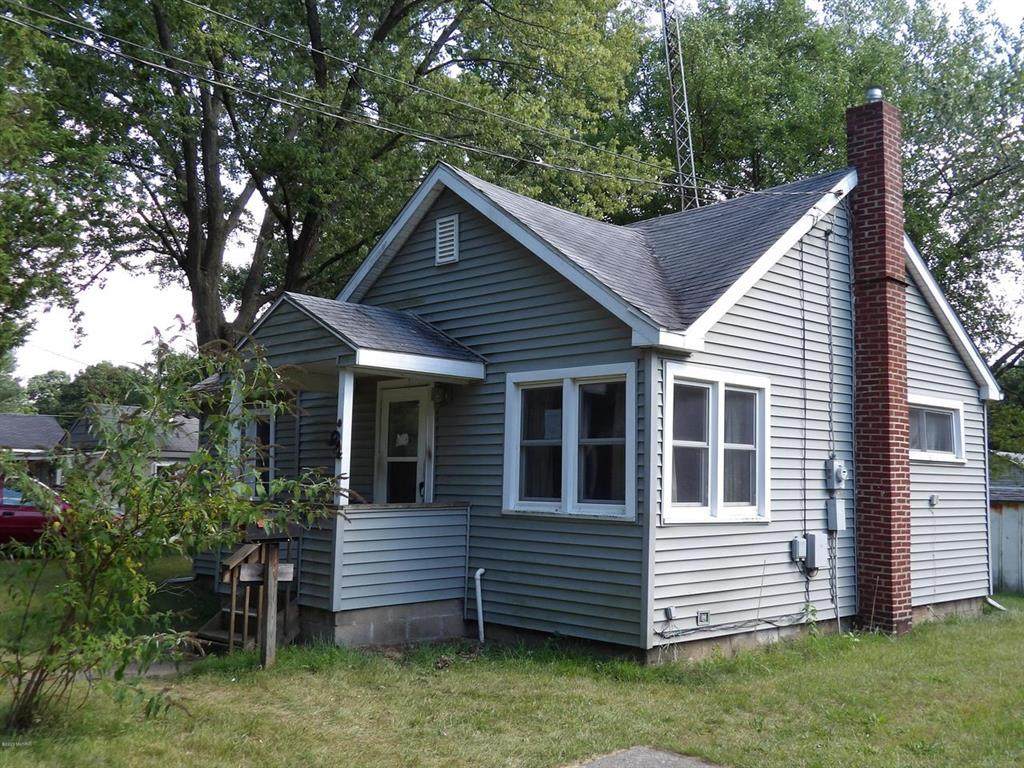 64 Sherman St - Photo 1