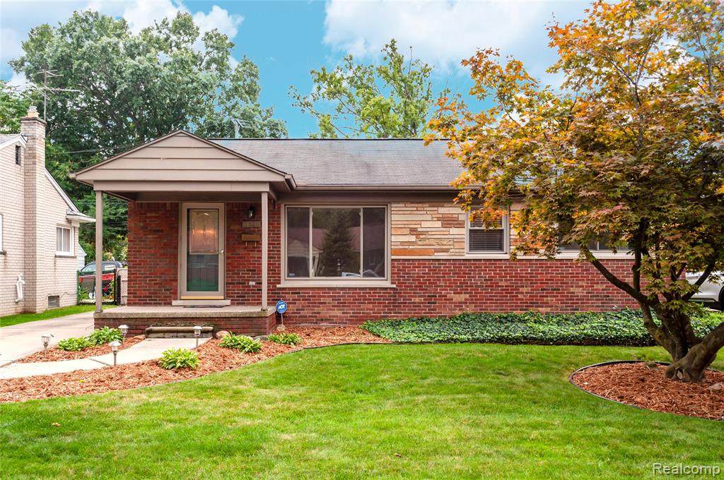 21830 Woodbridge Street - Photo 1