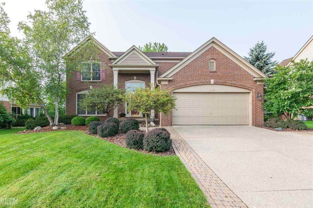 2435 Pleasant View - Photo 1