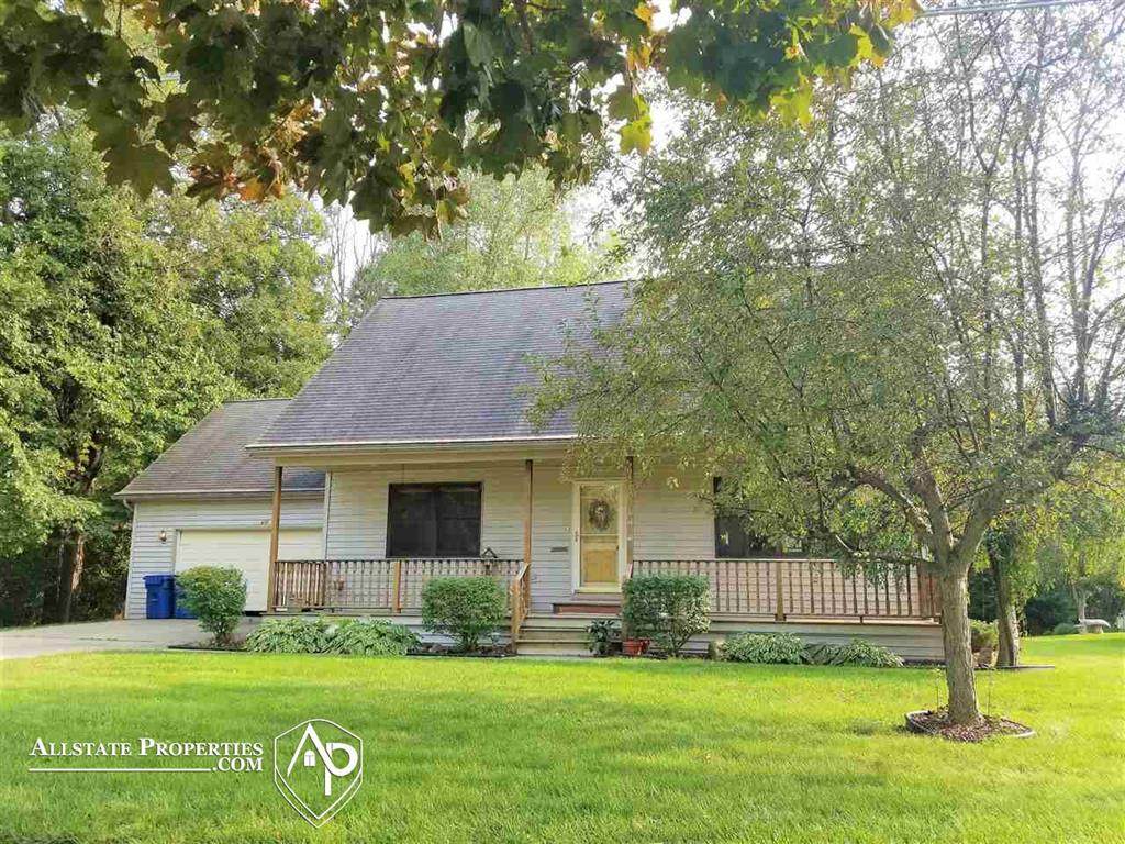 612 3RD ST. - Photo 1