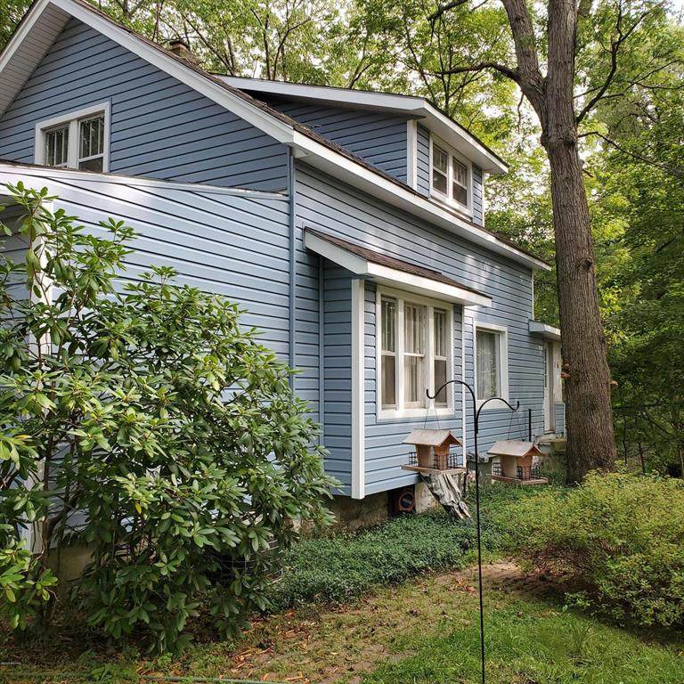 136 Imperial St - Photo 1