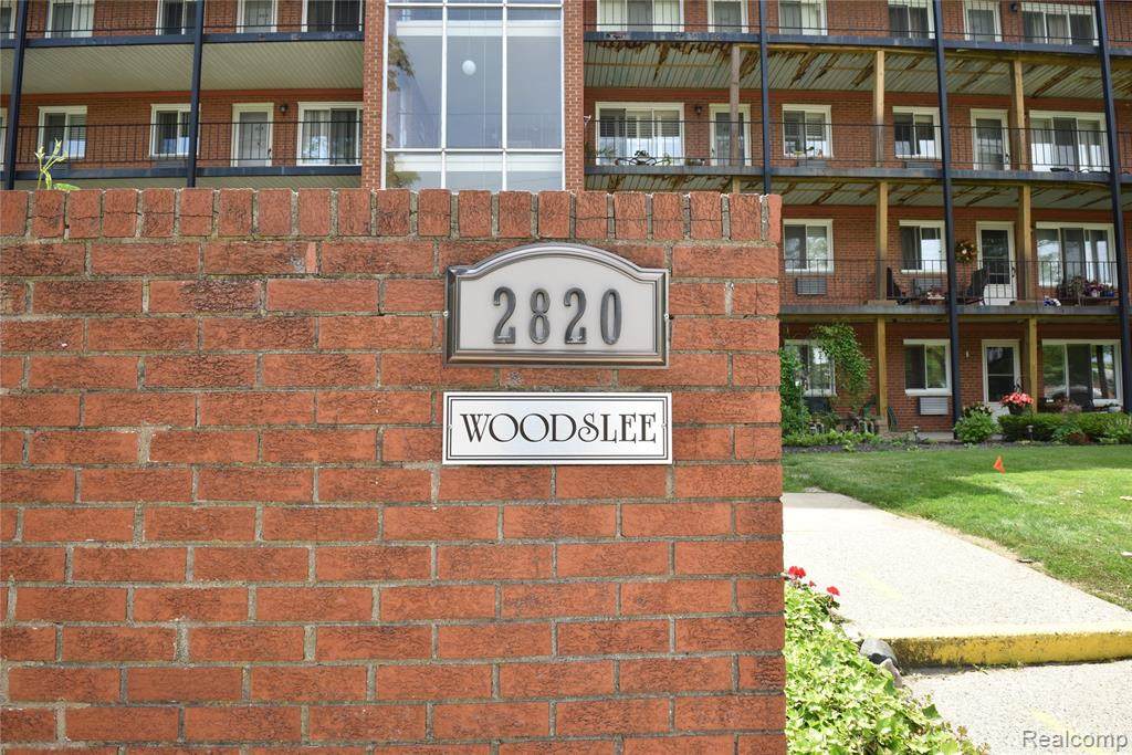 2820 Woodslee Drive - Photo 1
