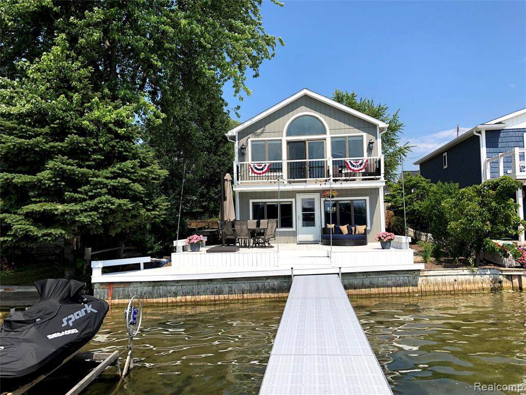 14228 Dartmouth - Photo 1