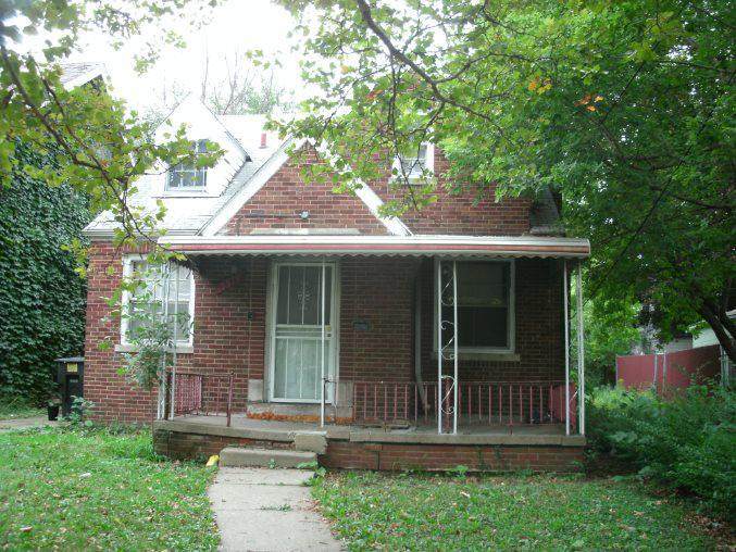 5579 Lenox - Photo 1