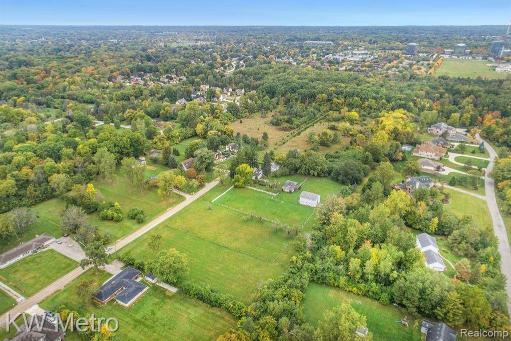 25500 Ormond - Photo 1