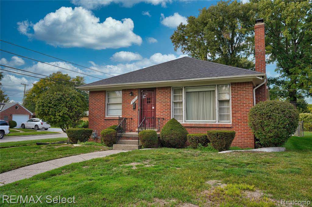 21101 Fleetwood Drive - Photo 1