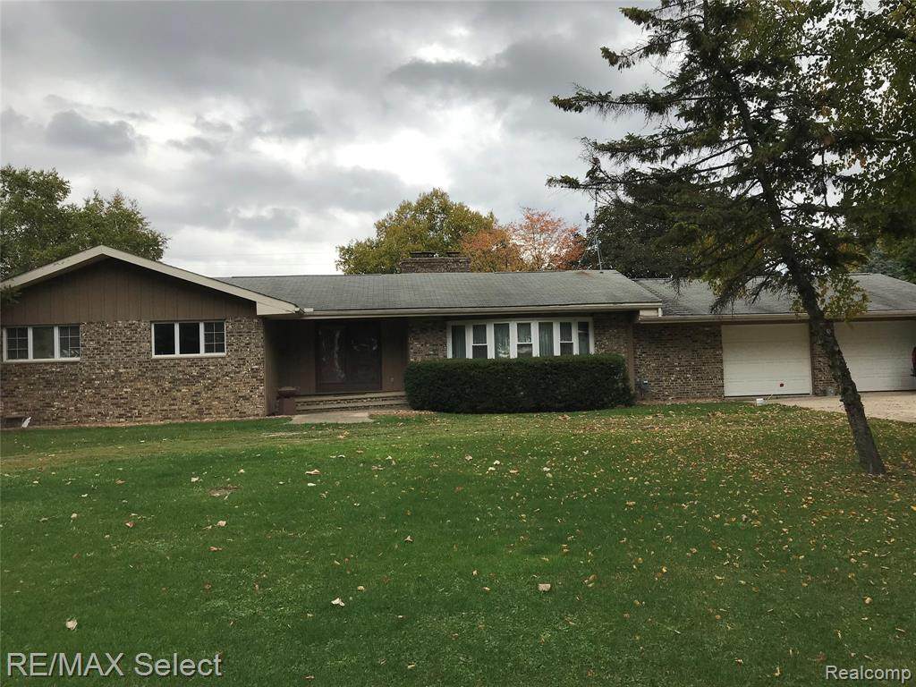 160 Reed Road - Photo 1