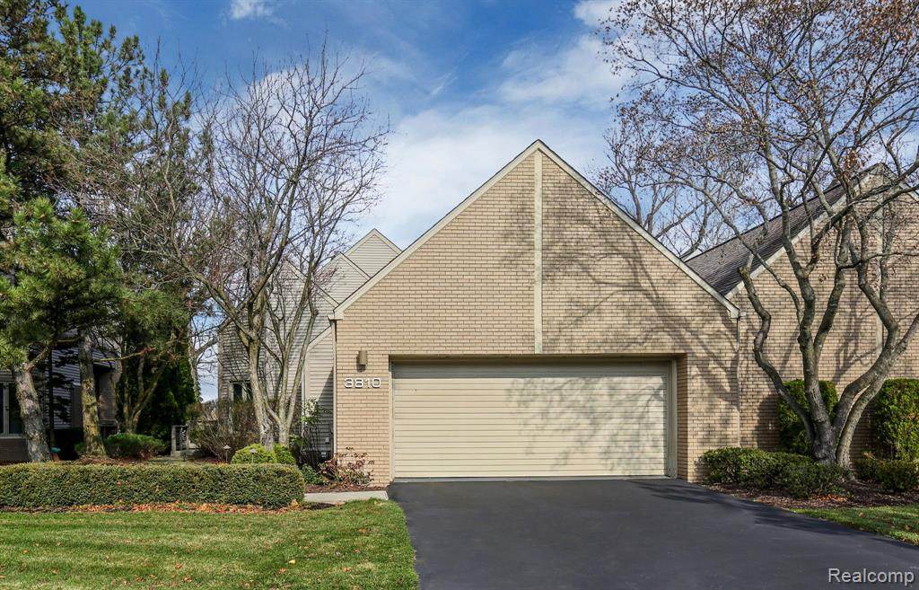 3810 Wabeek Lake Drive E. - Photo 1