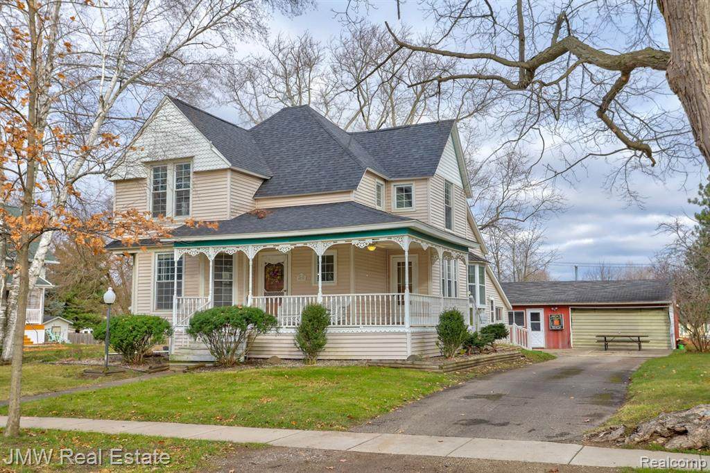 4828 Center Street - Photo 1
