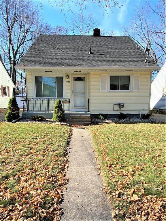 1820 Rundle - Photo 1