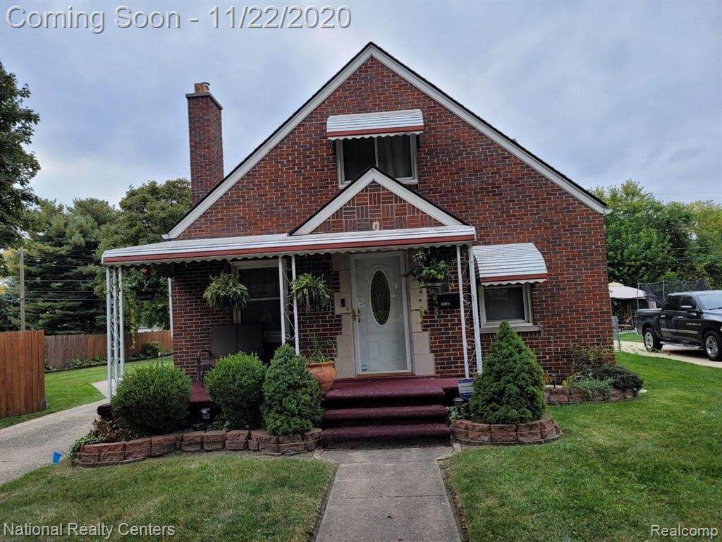 20821 Cyman Avenue - Photo 1