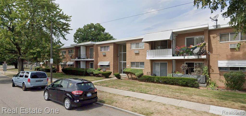 17121 Redford Street - Photo 1